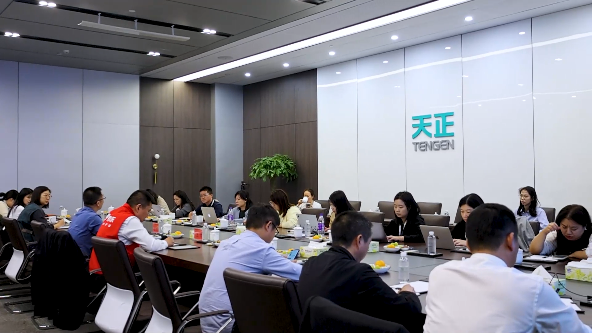 京东工业走进EVO真人，探访产业数智化之路！